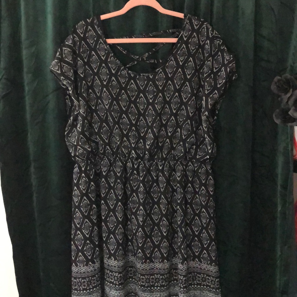 Maurice’s black dress